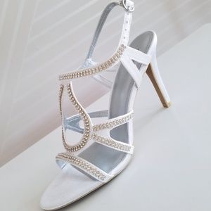 NWT Unforgettable Moments heels/ sandal
